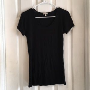 Black short sleeve shirt